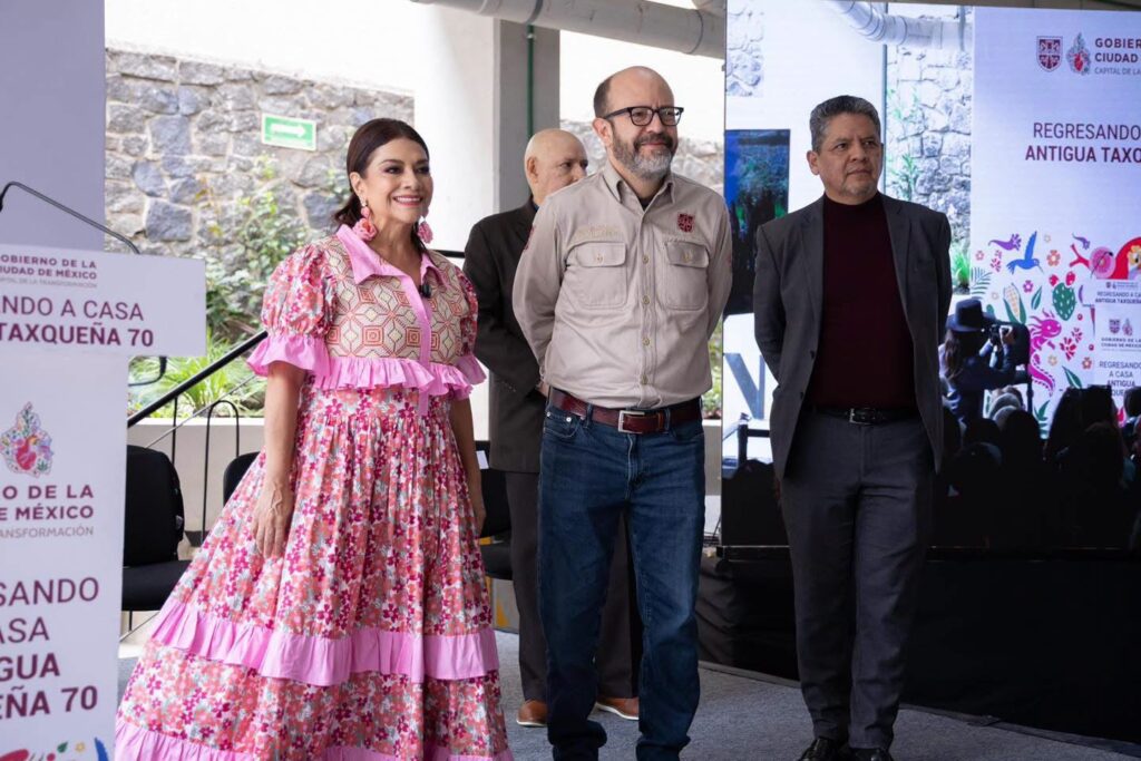 Clara Brugada destaca entrega de viviendas a familias afectadas por el sismo de 2017